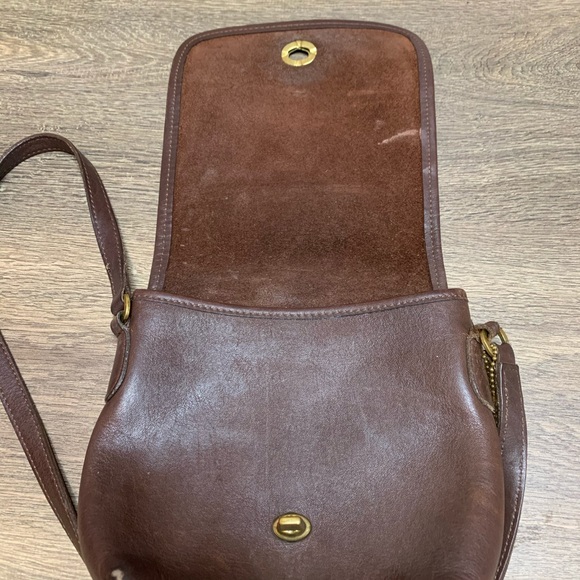 Coach 9076 Brown Gold Leather Cross Body Bag - Picture 7 of 8